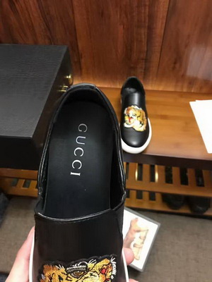 Gucci Men Loafers_105